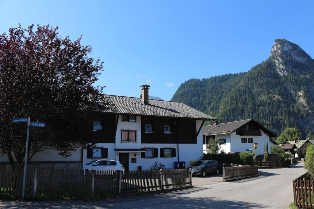 Wohnung Bergtraum Inmitten Der Ammergauer Alpen Oberammergau Exterior foto